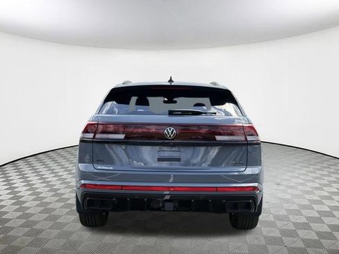 Used 2025 Volkswagen Atlas Cross Sport SEL R-Line image 10