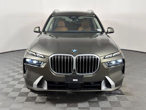 Used 2023 BMW X7 xDrive40i w/ Premium Package image 5