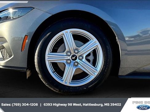 New 2026 Ford Mustang Coupe image 5