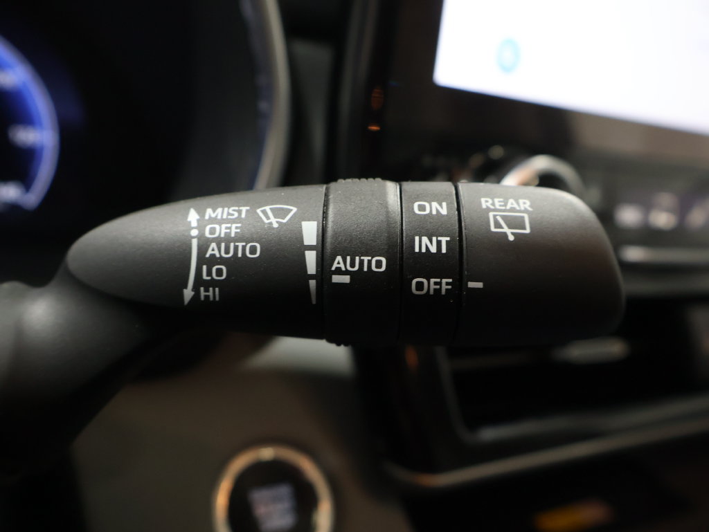 Used 2024 Toyota Highlander Platinum AWD/4WD image 40