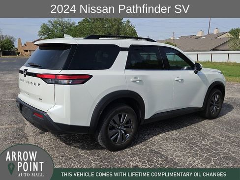 Used 2024 Nissan Pathfinder SV FWD image 12