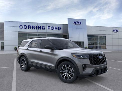 New 2026 Ford Explorer ST-Line image 7