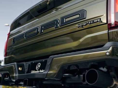 Used 2025 Ford F150 Raptor image 17