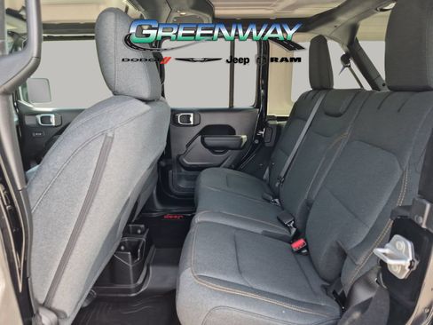 Used 2026 Jeep Wrangler Unlimited Sport AWD/4WD image 12