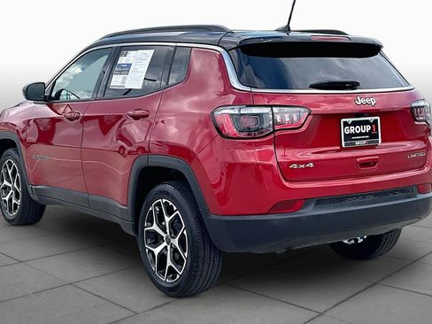 Used 2025 Jeep Compass Limited AWD/4WD image 12