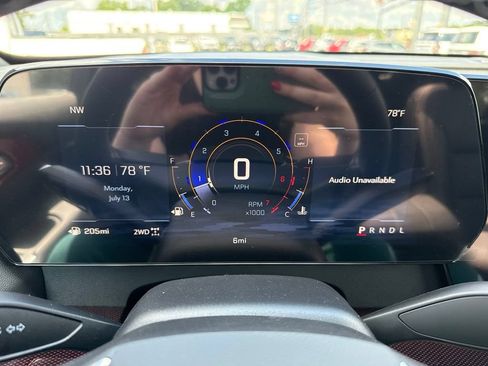 New 2026 Chevrolet Traverse Z71 w/ Driver Confidence Package AWD/4WD image 15