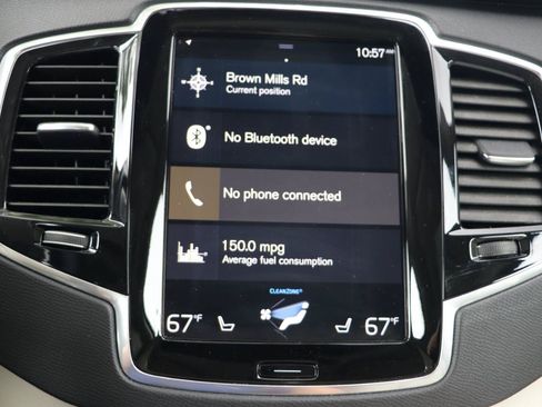 Used 2022 Volvo XC90 T6 Momentum AWD/4WD image 19