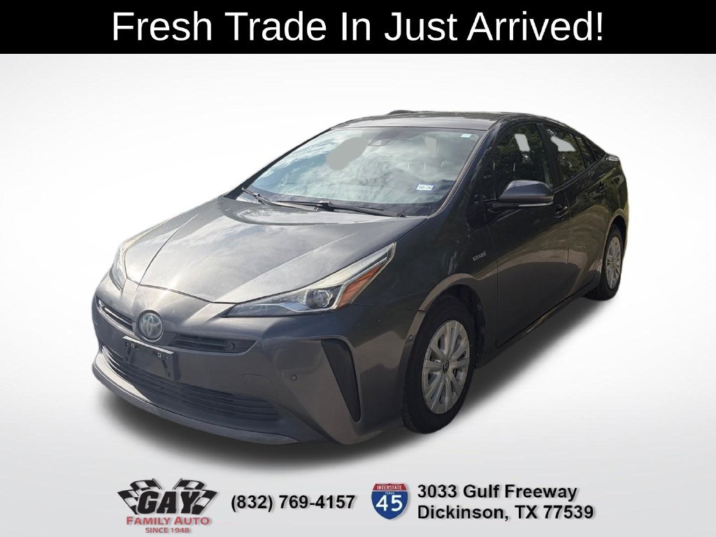 Used 2020 Toyota Prius LE FWD image 3