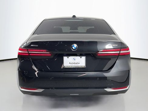New 2026 BMW 530i xDrive w/ Premium Package image 6