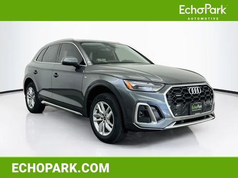 Used 2023 Audi Q5 2.0T Premium w/ Convenience Package AWD/4WD image 1