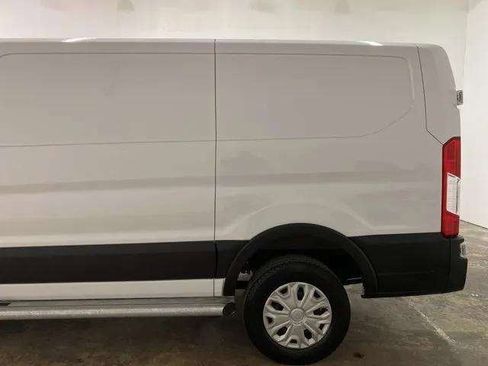 Used 2024 Ford Transit 250 Low Roof w/ Exterior Upgrade Package image 71