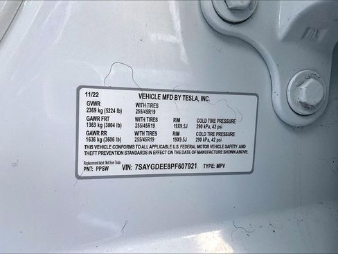 Used 2023 Tesla Model Y Long Range AWD/4WD image 19