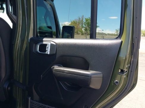 Used 2023 Jeep Wrangler Unlimited Rubicon 4xe w/ Safety Group AWD/4WD image 8