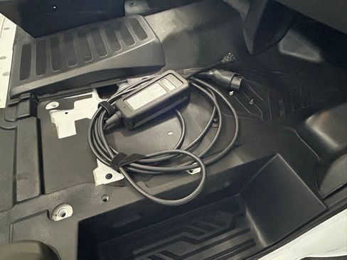 Used 2024 Ford E-Transit Base image 37