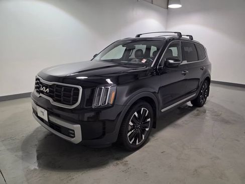 Used 2023 Kia Telluride SX Prestige AWD/4WD image 3