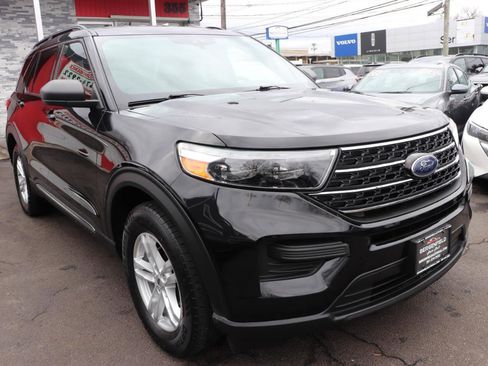 Used 2020 Ford Explorer XLT w/ Comfort Package image 7