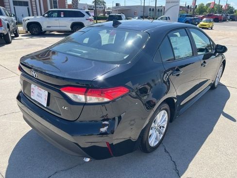 New 2026 Toyota Corolla LE FWD image 7