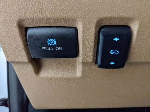 Certified 2025 Ford F350 Lariat w/ Lariat Ultimate Package AWD/4WD image 14