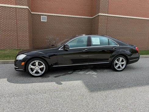 Used 2013 Mercedes-Benz S 550 4MATIC image 6