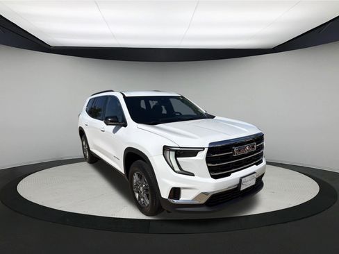 Used 2025 GMC Acadia Elevation FWD image 1