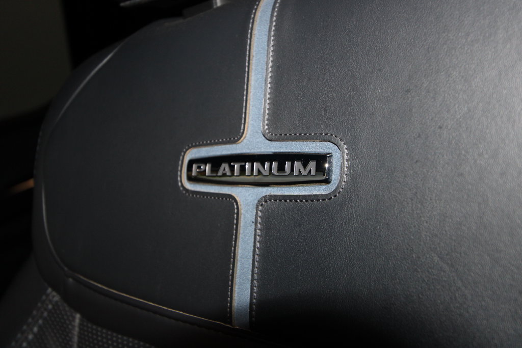 Used 2025 Ford F250 Platinum AWD/4WD image 24