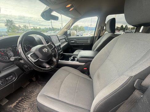 Used 2019 RAM 2500 Big Horn AWD/4WD image 2