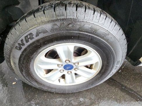 Used 2015 Ford F150 XL w/ Equipment Group 101A Mid image 9