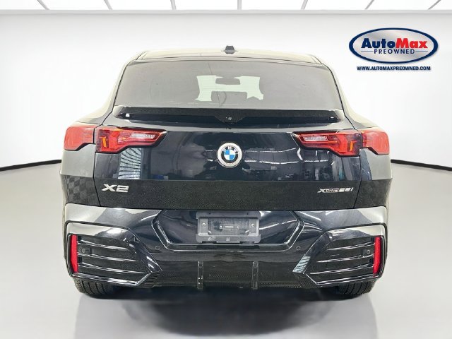 Used 2025 BMW X2 xDrive28i AWD/4WD image 8
