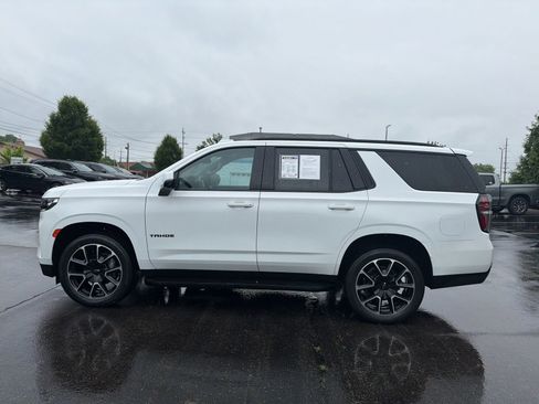 Used 2023 Chevrolet Tahoe RST w/ Luxury Package AWD/4WD image 2