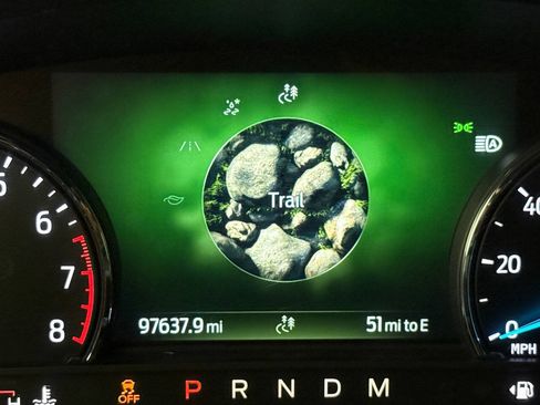 Used 2020 Ford Explorer XLT w/ Equipment Group 202A RWD image 64