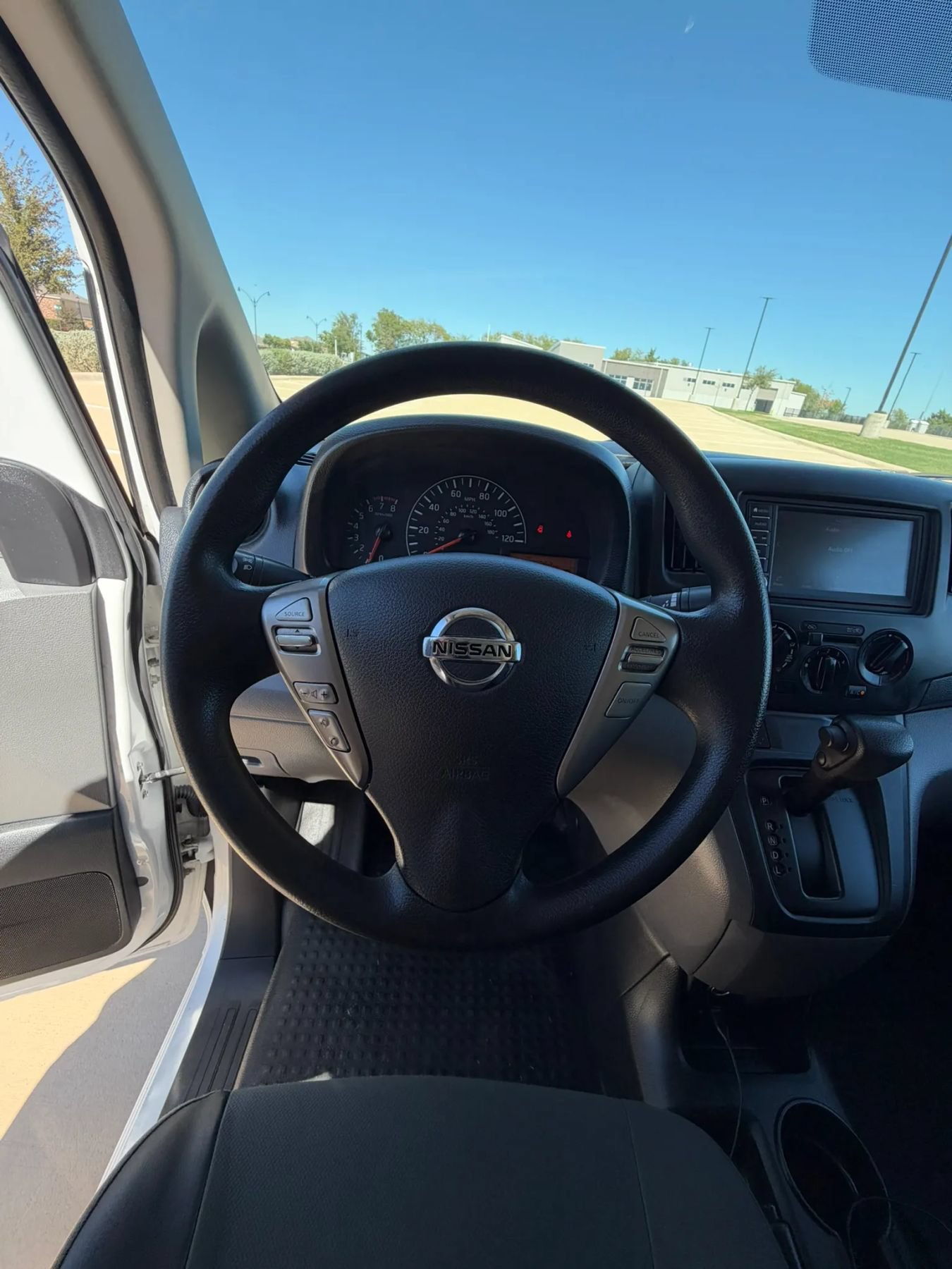 Used 2021 Nissan NV200 S FWD image 15