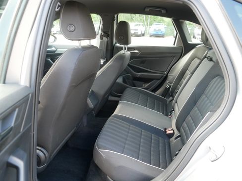 Used 2022 Volkswagen Jetta Sport FWD image 35