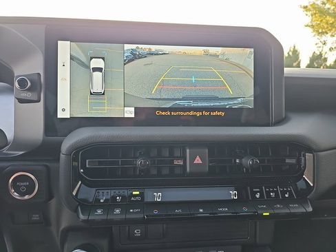 Used 2025 Toyota Land Cruiser image 22