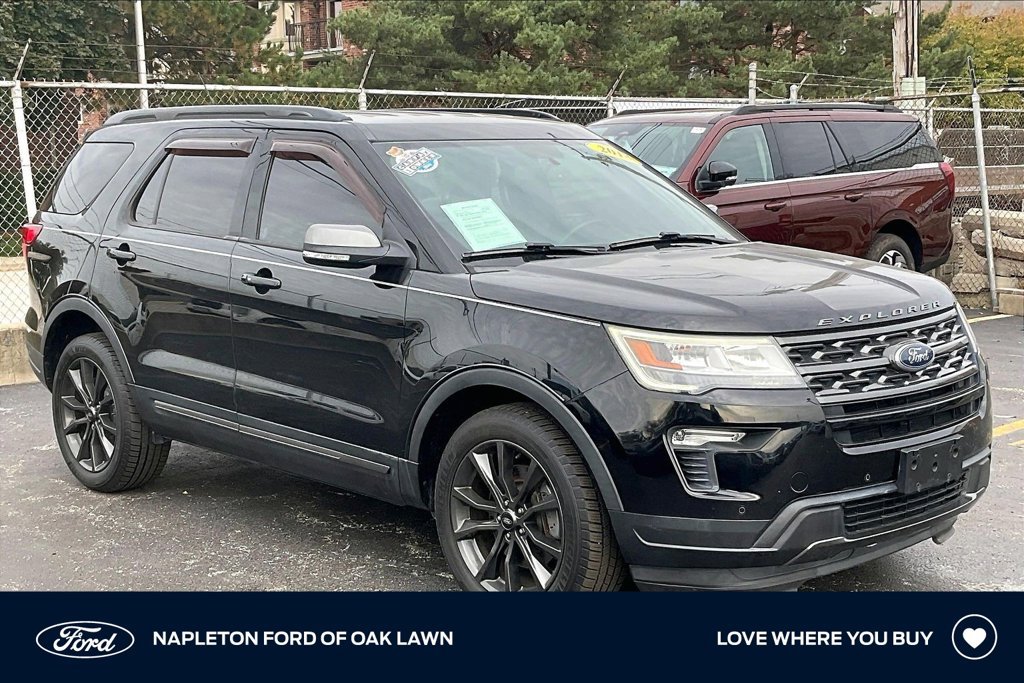 Used 2018 Ford Explorer XLT w/ Equipment Group 202A AWD/4WD image 1