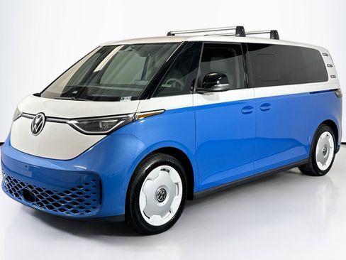 Used 2025 Volkswagen ID. Buzz 1st Edition image 1
