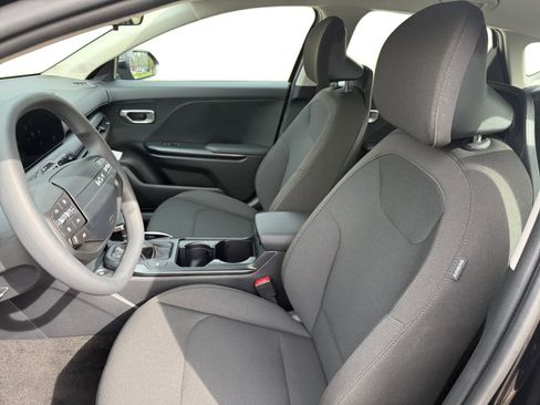 New 2026 Kia K4 LXS image 9