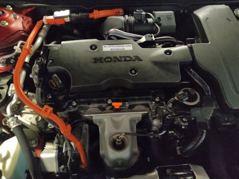 Used 2019 Honda Accord Hybrid Sedan image 30