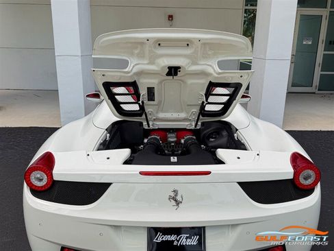 Used 2014 Ferrari 458 Spider RWD image 32