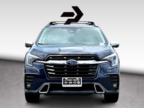 Used 2023 Subaru Ascent Touring AWD/4WD image 3