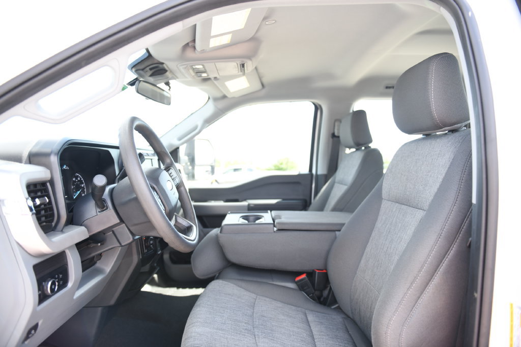 Used 2024 Ford F250 XL w/ STX Appearance Package AWD/4WD image 13