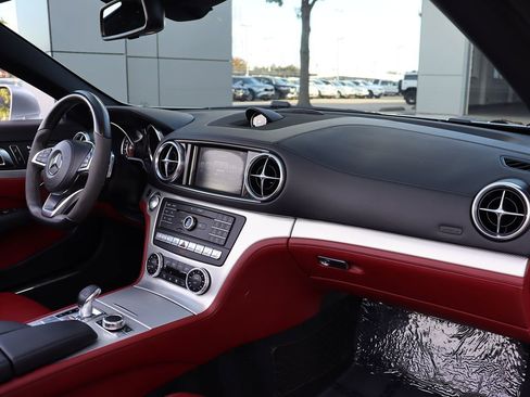 Used 2018 Mercedes-Benz SL 450 image 13