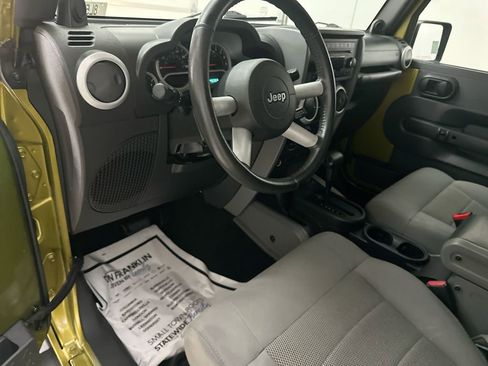 Used 2008 Jeep Wrangler Sahara w/ PWR Convenience Group AWD/4WD image 13