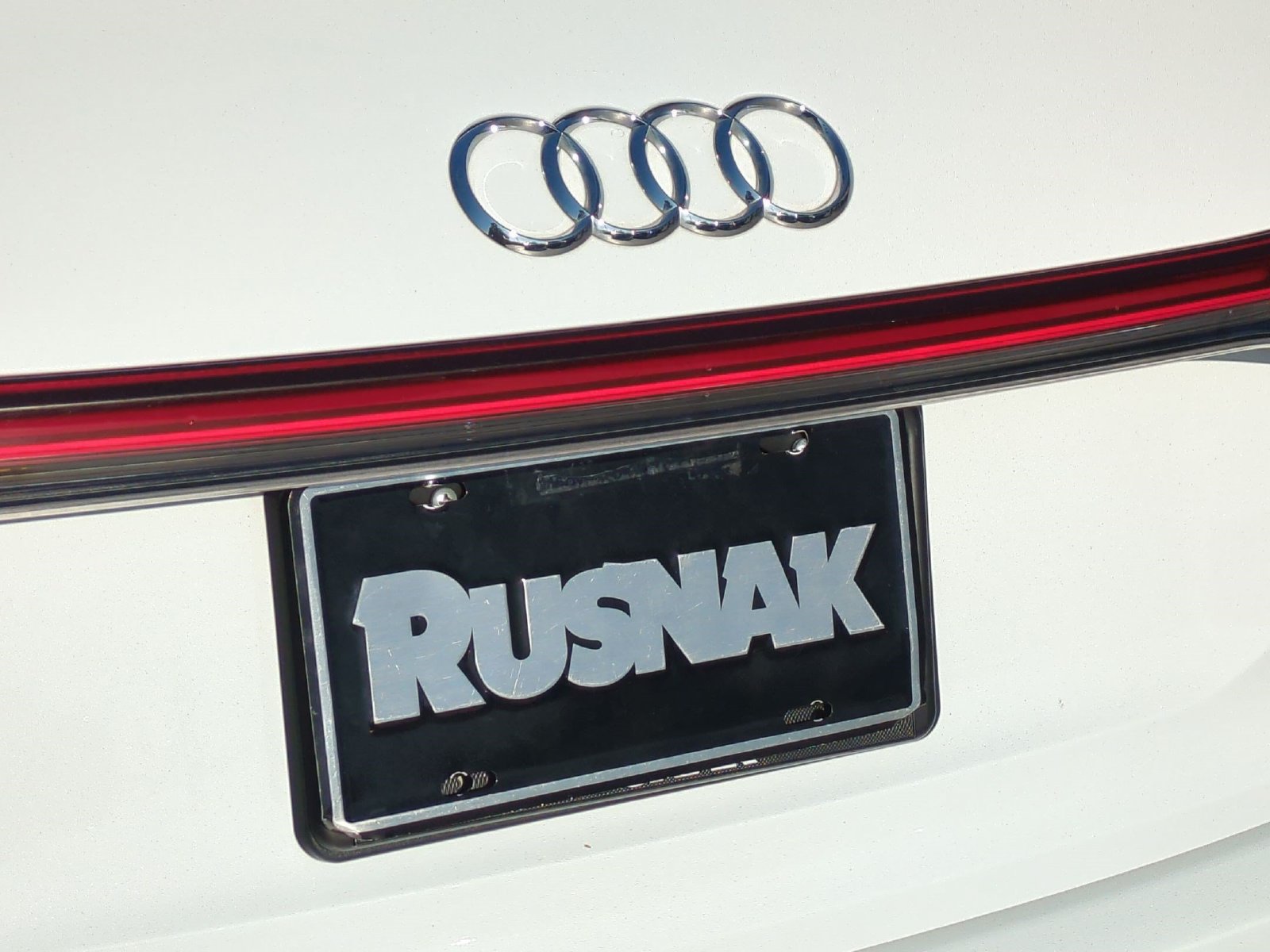 Used 2024 Audi Q4 e-tron Premium Plus w/ Premium Plus RWD image 19