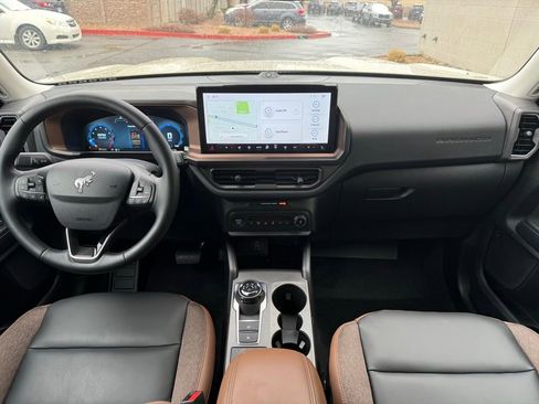 Used 2025 Ford Bronco Sport Outer Banks w/ Outer Banks Tech Package+ image 14