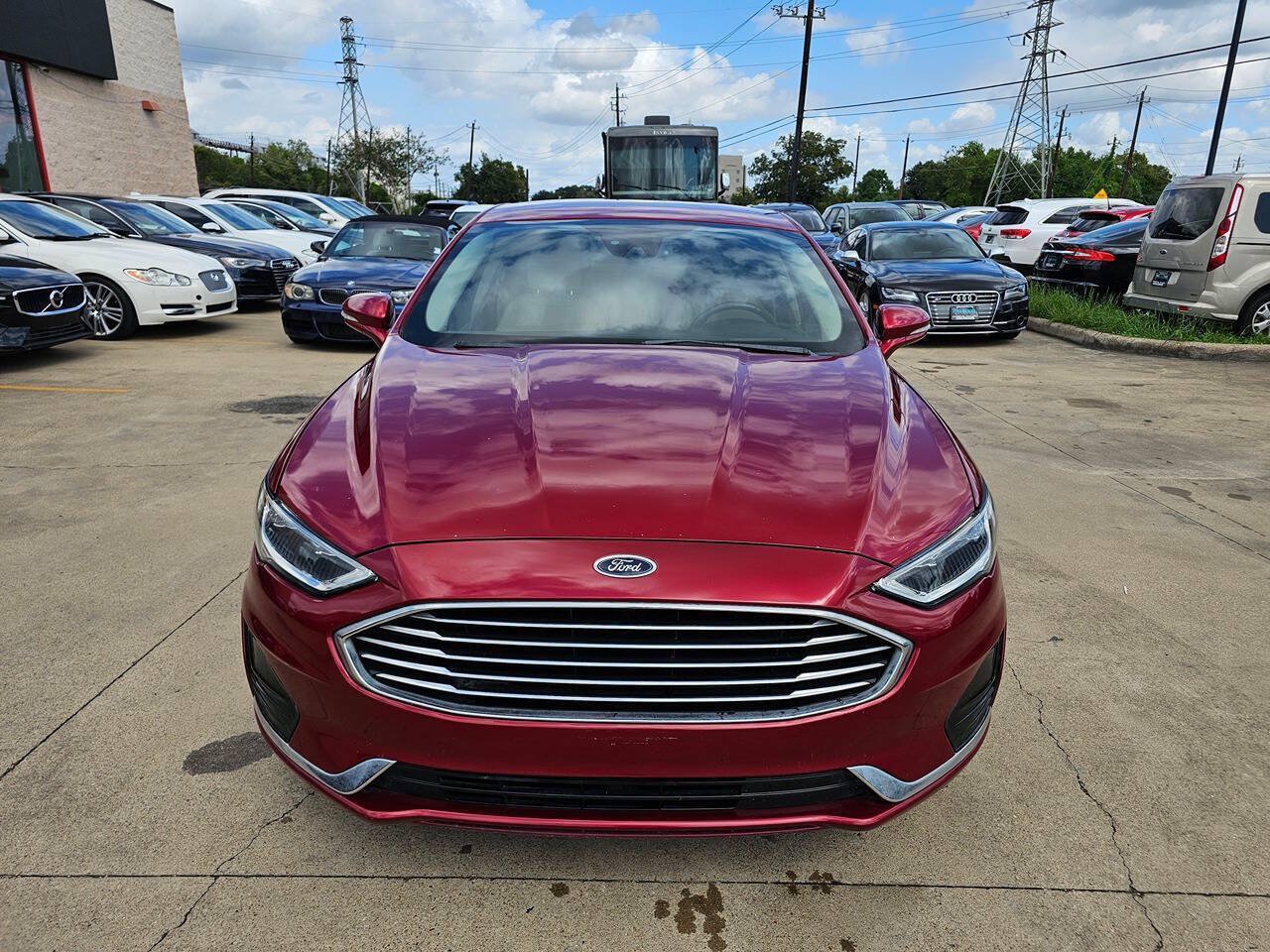 Used 2019 Ford Fusion SEL FWD image 2