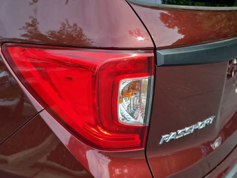 Used 2019 Honda Passport Touring image 35