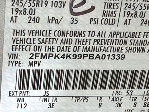 Used 2023 Ford Edge Titanium AWD/4WD image 33
