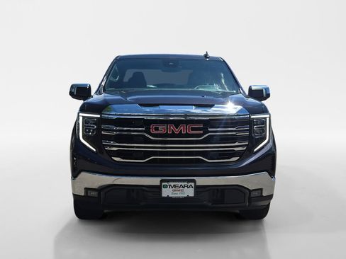 Used 2023 GMC Sierra 1500 SLT AWD/4WD image 9