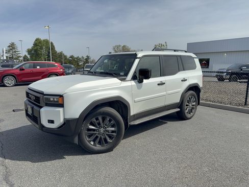 Used 2025 Toyota Land Cruiser w/ Premium Package AWD/4WD image 35
