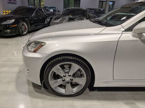 Used 2010 Lexus IS 350C RWD image 4